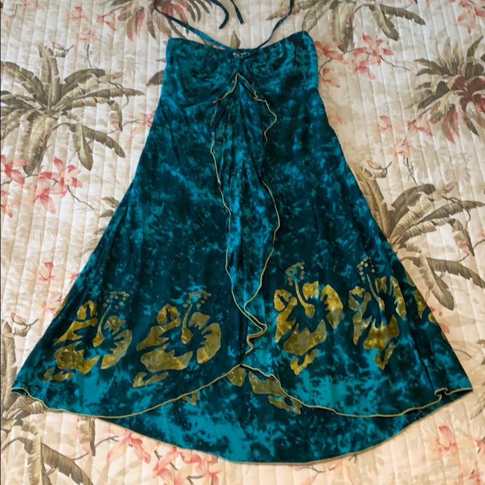 Young Fashion Tropical print Sundress.